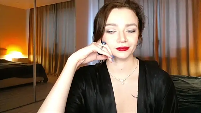 Snapshot of Shadow_Passion chatting on January 28, 2025, 7:43 am Shadow Passion online show from January 28, 2025, 7:43 am