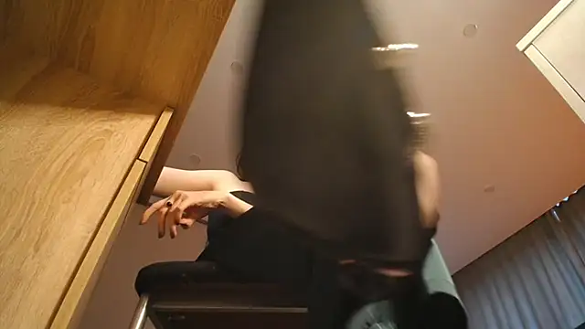 Snapshot of Shadow_Passion chatting on March 9, 2025, 10:52 am Shadow Passion online show from March 9, 2025, 10:52 am