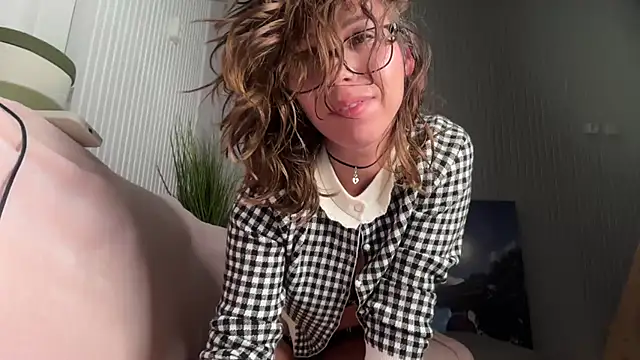 Snapshot of 21sweetSunny chatting on November 28, 2025, 8:11 pm 21sweetSunny online show from November 28, 2025, 8:11 pm