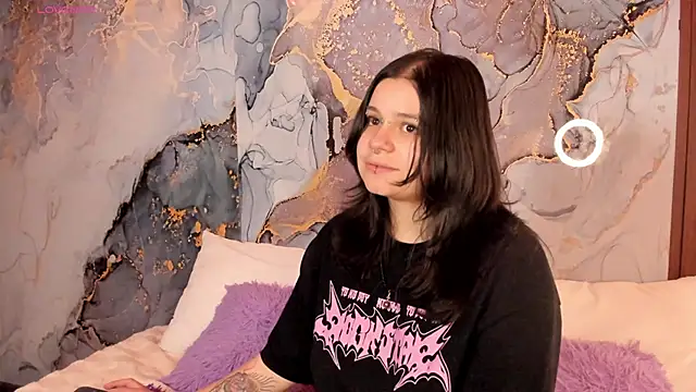 Mey moon online show from February 9, 2026, 4:16 am