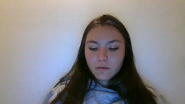  andygirl online show from December 15, 2024, 4:40 am