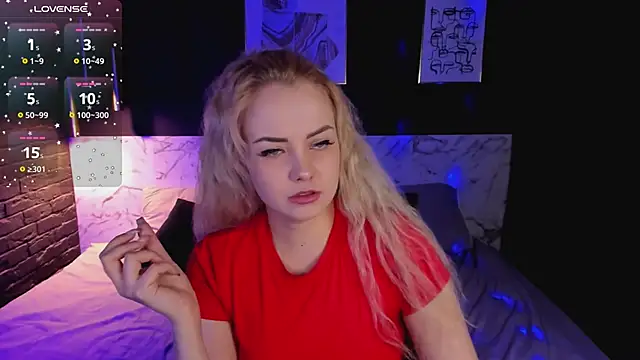 StephanieSweety online show from December 19, 2025, 5:53 pm