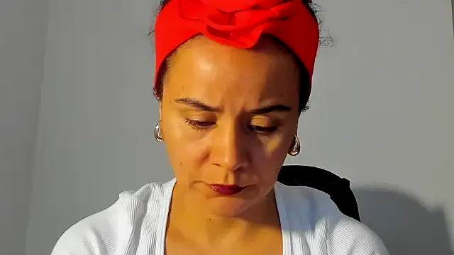 Sami Hotie1 online show from October 19, 2025, 8:20 pm