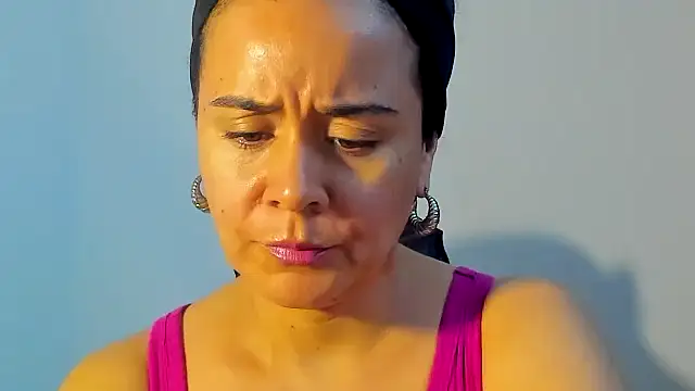 Sami Hotie1 online show from November 12, 2025, 11:03 pm