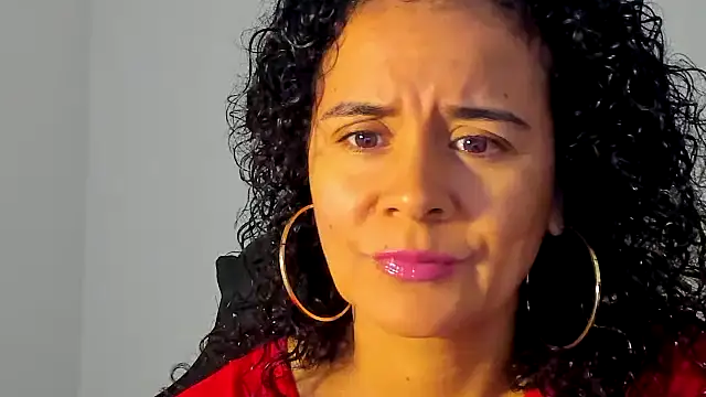 Sami Hotie1 online show from January 31, 2026, 8:29 pm