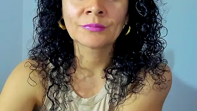 Sami Hotie1 online show from March 2, 2026, 5:09 pm