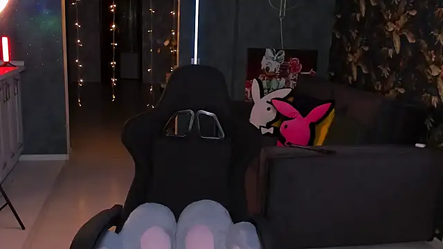 Blckmirrorr online show from January 2, 2025, 4:09 am