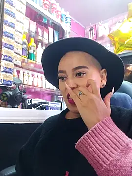 TamySweetness online show from March 10, 2025, 1:43 pm