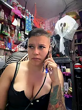 TamySweetness online show from October 21, 2025, 7:47 pm