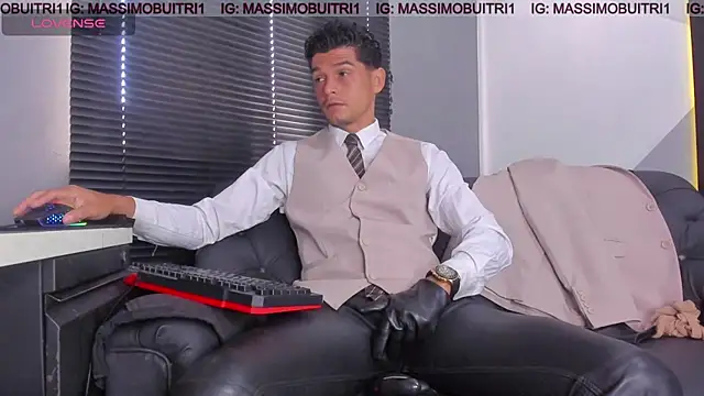 Snapshot of massimo_g chatting on June 30, 2026, 12:17 pm massimo g online show from June 30, 2026, 12:17 pm