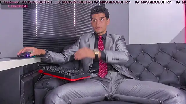 Snapshot of massimo_g chatting on July 4, 2026, 1:28 pm massimo g online show from July 4, 2026, 1:28 pm
