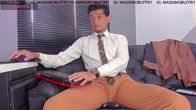 Snapshot of massimo_g chatting on July 15, 2026, 1:38 pm massimo g online show from July 15, 2026, 1:38 pm