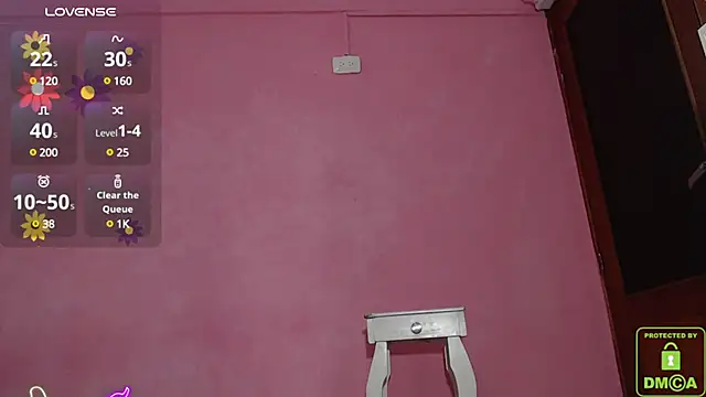 Snapshot of Luci_flores chatting on January 5, 2025, 2:17 am Luci flores online show from January 5, 2025, 2:17 am
