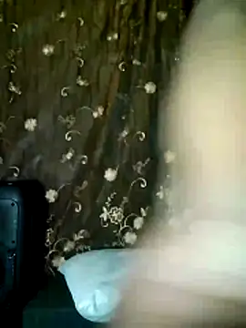 Snapshot of zayona1 chatting on March 29, 2026, 12:21 am zayona1 online show from March 29, 2026, 12:21 am
