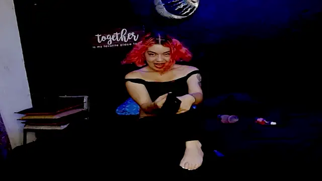 ASTRIDBULM online show from September 27, 2025, 6:24 pm