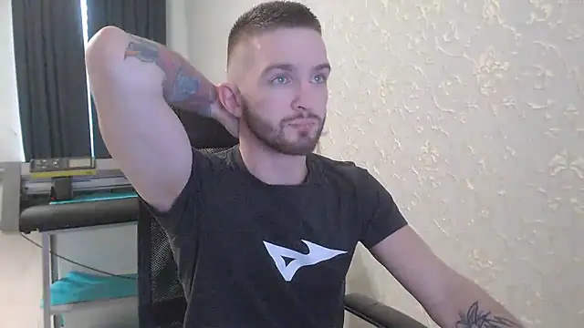 Marselle Laker online show from March 5, 2025, 9:27 am