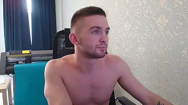 Marselle Laker online show from March 11, 2025, 11:12 am