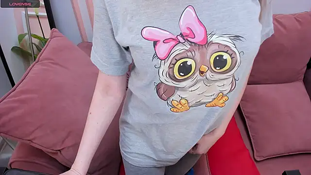 JannaVerdi  online show from September 30, 2025, 6:40 am