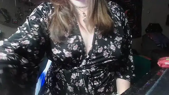 Snapshot of spunlikecottoncandy chatting on February 11, 2026, 6:35 pm spunlikecottoncandy online show from February 11, 2026, 6:35 pm