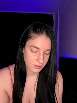 Snapshot of moniqque chatting on October 14, 2025, 4:24 am moniqque online show from October 14, 2025, 4:24 am