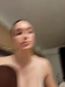 Snapshot of moniqque chatting on November 6, 2025, 7:37 pm moniqque online show from November 6, 2025, 7:37 pm