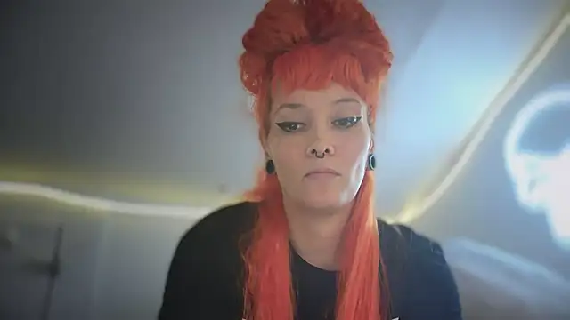 FRRANNKIE online show from October 11, 2025, 3:28 am