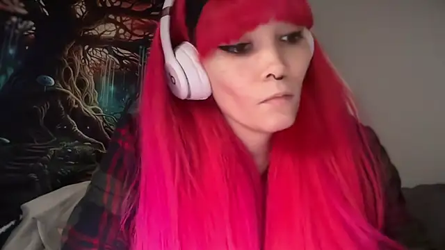 FRRANNKIE online show from April 9, 2026, 3:06 pm