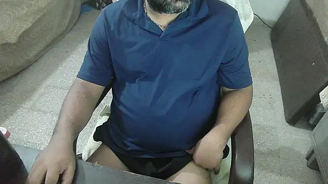 rentarob online show from October 6, 2025, 5:54 pm