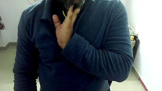 rentarob online show from February 2, 2026, 7:01 pm