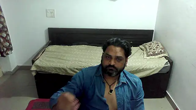 rentarob online show from March 21, 2026, 5:49 pm