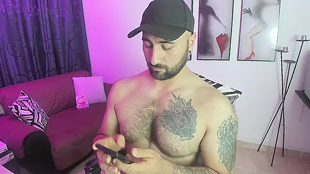 Leon 1234 online show from January 9, 2025, 11:24 pm