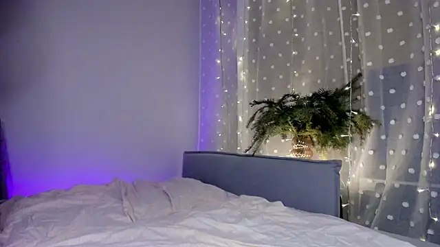 Snapshot of lina_stones chatting on November 27, 2025, 12:51 pm lina stones online show from November 27, 2025, 12:51 pm