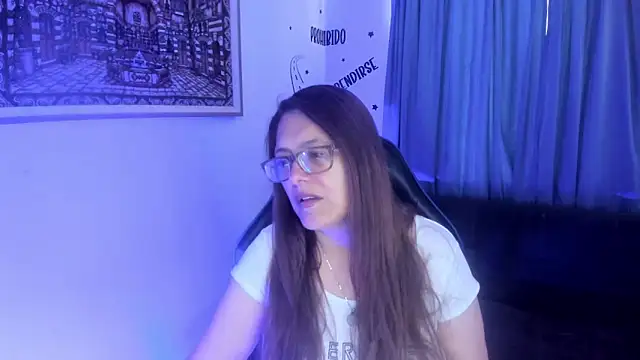 Snapshot of Ivette_Shaira chatting on July 5, 2026, 12:56 pm Ivette Shaira online show from July 5, 2026, 12:56 pm