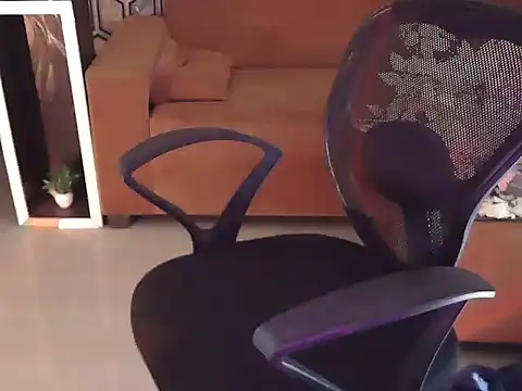 Snapshot of shivi_moto chatting on October 10, 2025, 6:56 am shivi moto online show from October 10, 2025, 6:56 am