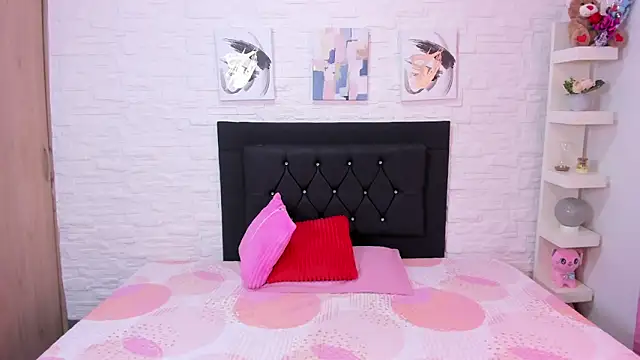 ameliasmith 1 online show from September 25, 2025, 10:52 am