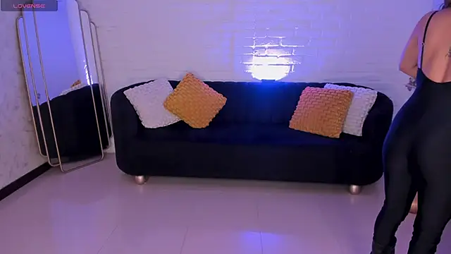 BiancaPierce online show from September 15, 2025, 12:05 pm