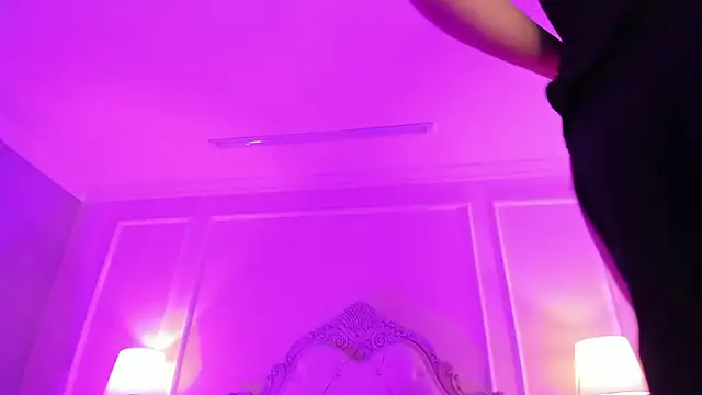 LucianaCarter online show from October 16, 2025, 3:40 am