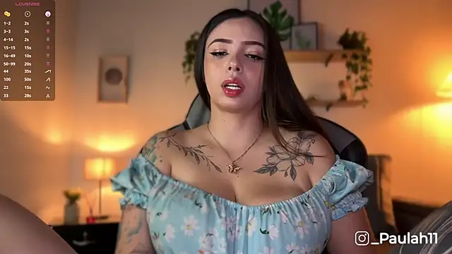 Paulah x online show from October 7, 2025, 8:50 pm