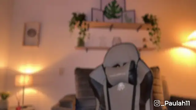 Paulah x online show from October 18, 2025, 7:47 pm