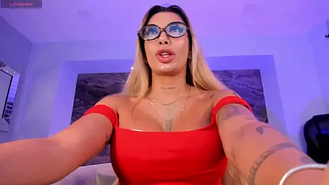 Snapshot of SophiePalmer chatting on September 22, 2025, 1:57 pm SophiePalmer online show from September 22, 2025, 1:57 pm