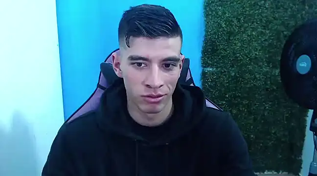 DEIBY BABY online show from December 16, 2024, 11:28 pm