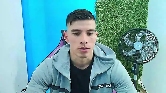 DEIBY BABY online show from February 9, 2025, 10:32 pm