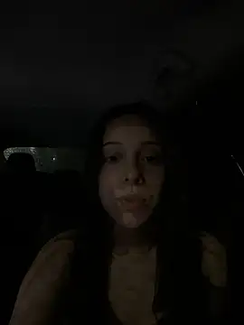 Natur4lBeautyb33 online show from March 13, 2025, 3:00 am