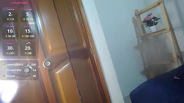 Snapshot of victoria__milf_ chatting on January 28, 2025, 2:00 am victoria milf online show from January 28, 2025, 2:00 am