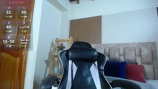 Snapshot of victoria__milf_ chatting on February 21, 2025, 6:37 pm victoria milf online show from February 21, 2025, 6:37 pm