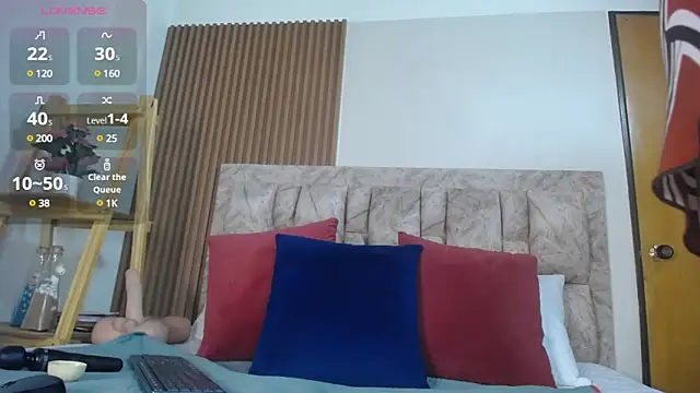 Snapshot of victoria__milf_ chatting on March 4, 2025, 7:54 pm victoria milf online show from March 4, 2025, 7:54 pm