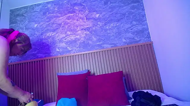 Snapshot of victoria__milf_ chatting on September 12, 2025, 8:31 pm victoria milf online show from September 12, 2025, 8:31 pm