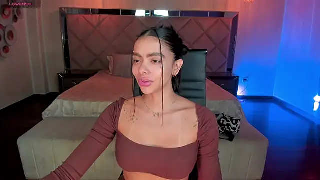 MaraRicci online show from February 5, 2025, 1:47 am