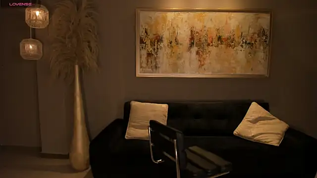 SunnyRivers online show from February 26, 2025, 6:43 pm