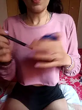 LissaThompsom online show from March 7, 2025, 12:34 pm